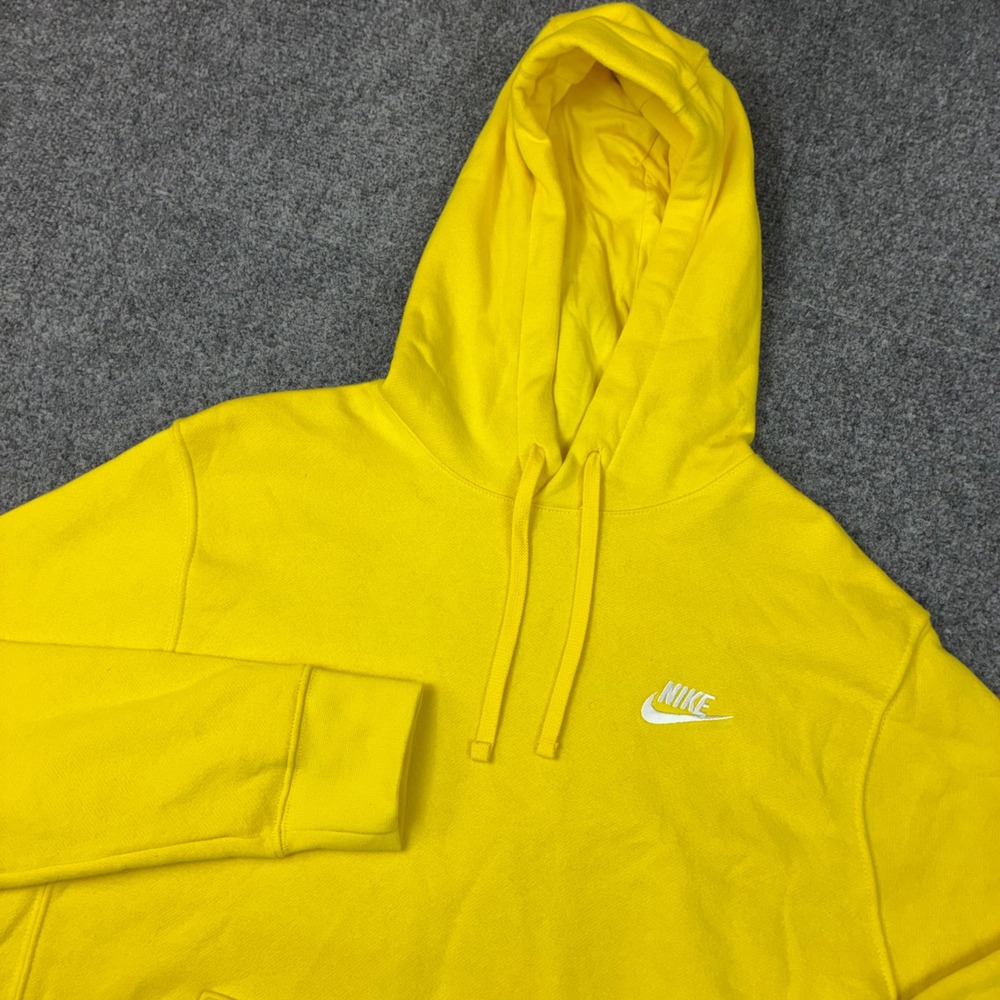 Nike Sportswear Club Fleece Hoodie Mens Medium Yellow Pullover BV2654-709
